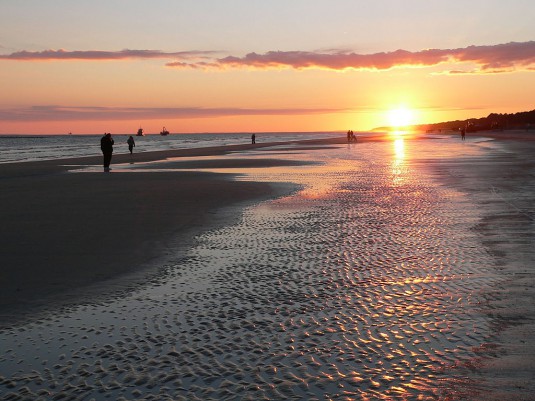 Sunset on Hilton Head Beach | 10 Best Island Vacation Alternatives to Hawaii